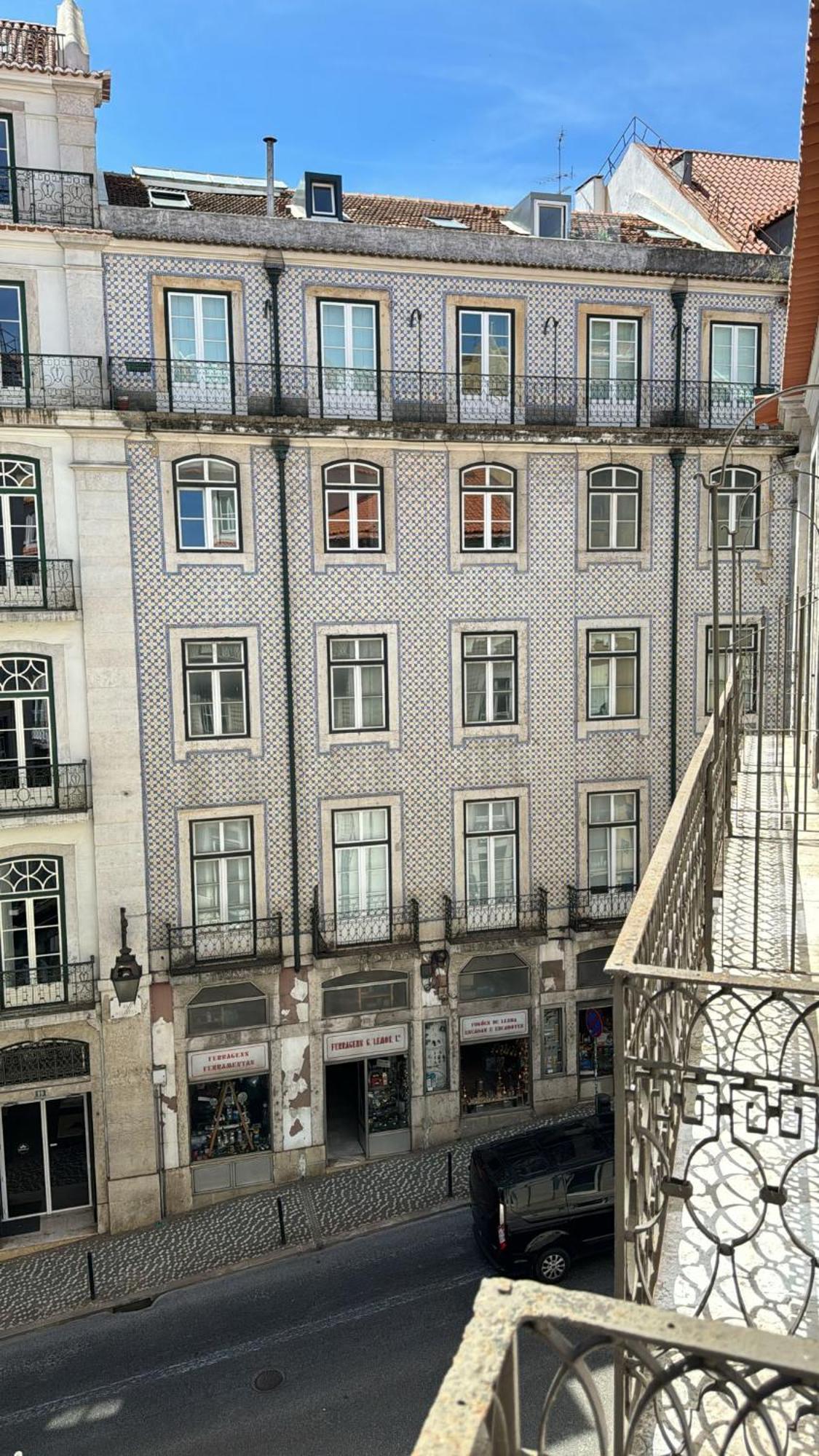 Comfortable In Downtown For 4 People Appartement *